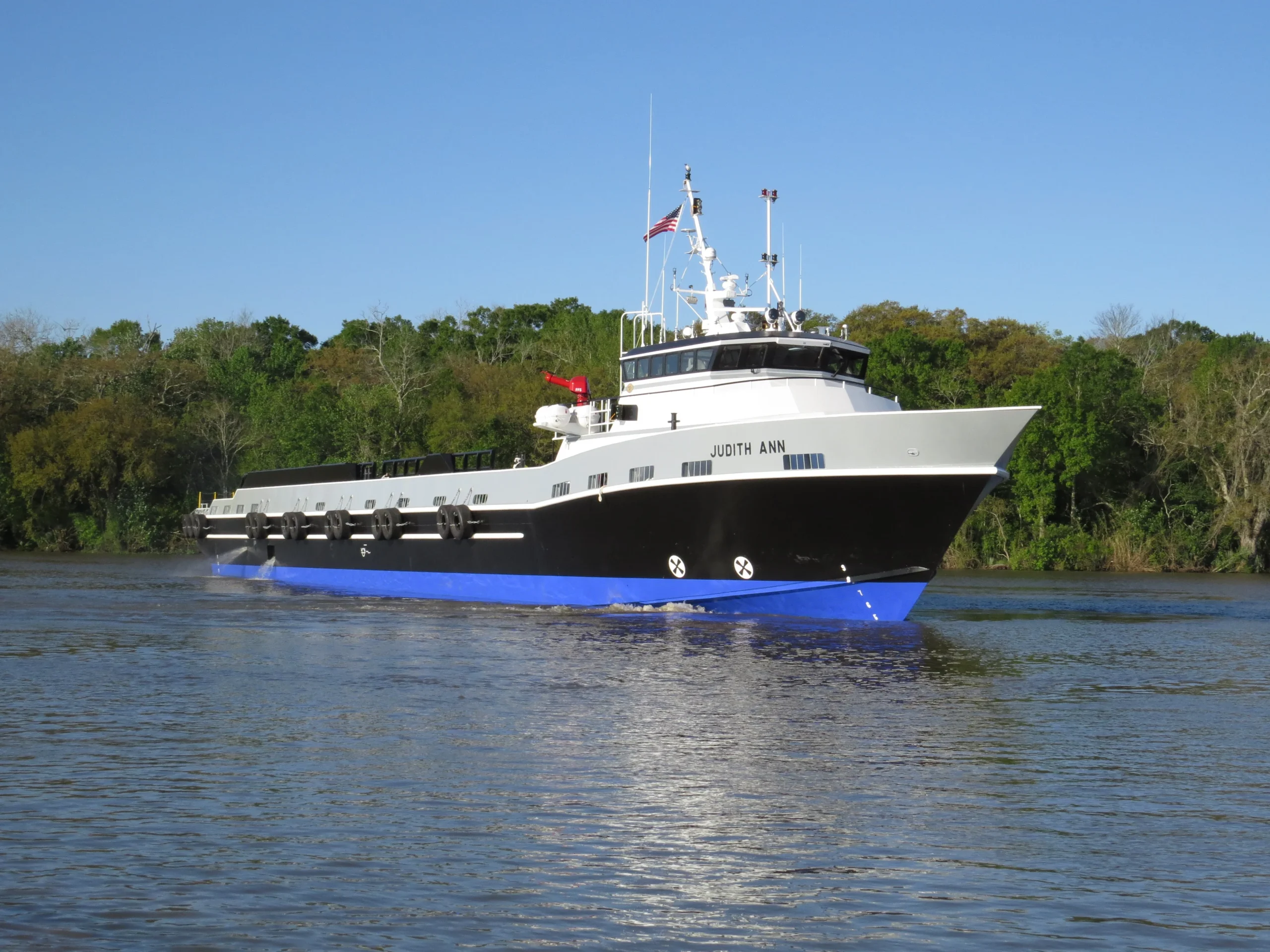 Crew Boats — offshore transport